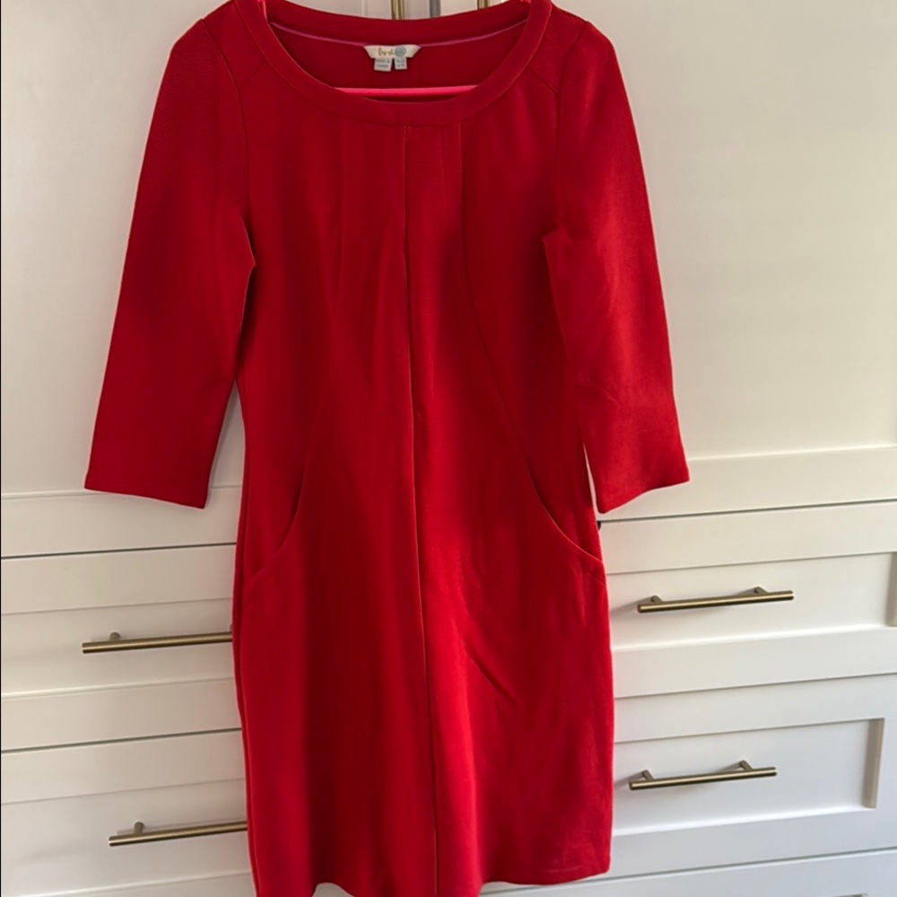 Elegant Red Dress